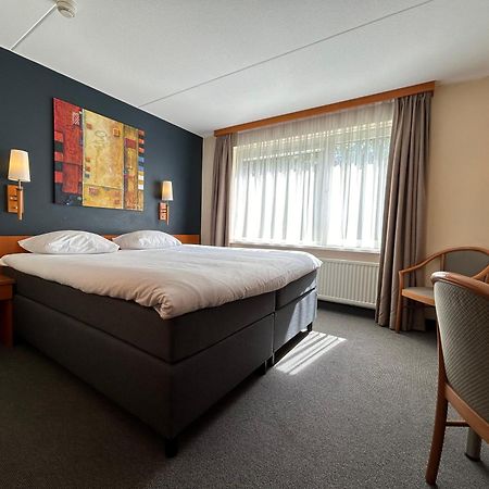 Hotel De Werelt Garderen Bagian luar foto