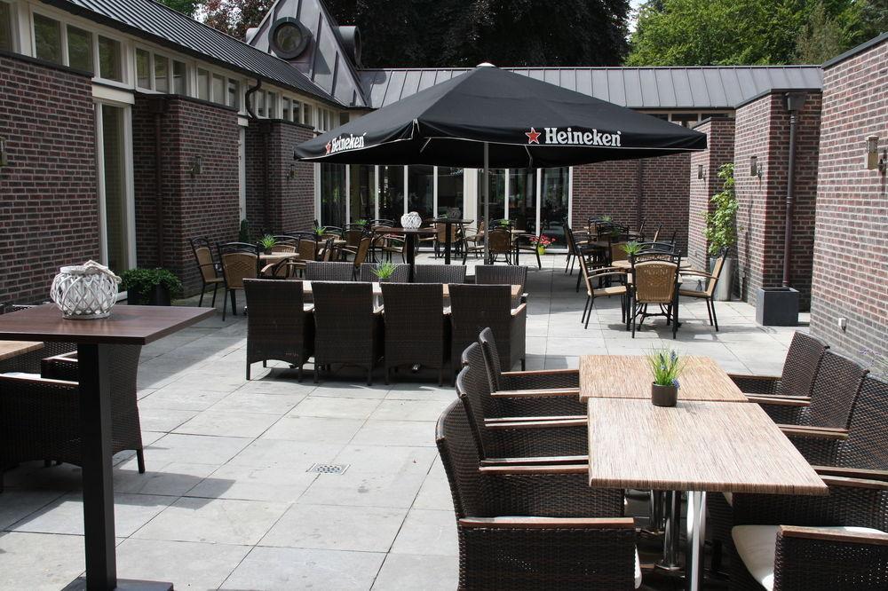 Hotel De Werelt Garderen Bagian luar foto
